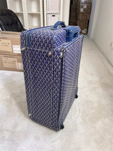 goyard suitcase ebay|where to purchase goyard bags.